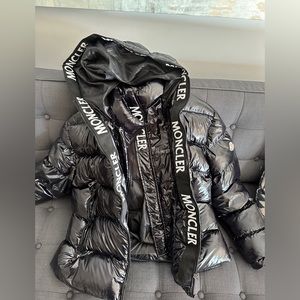 Men’s Moncler Jacket XL